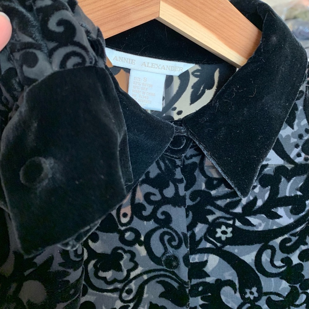 BLOUSE Vintage Black Velvet Burnout/Sheer/Velvet Scroll Pattern Annie Alexander - Picture 3 of 4